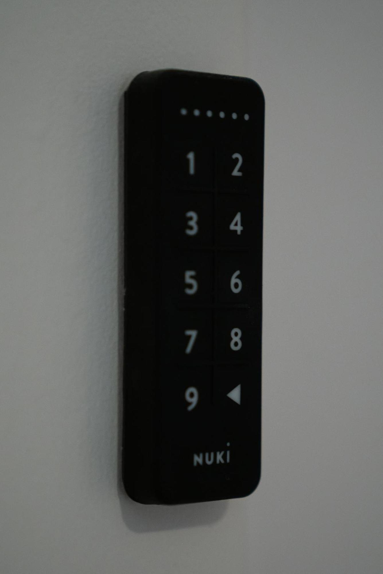 City: Live, Work, Play Apartament *
