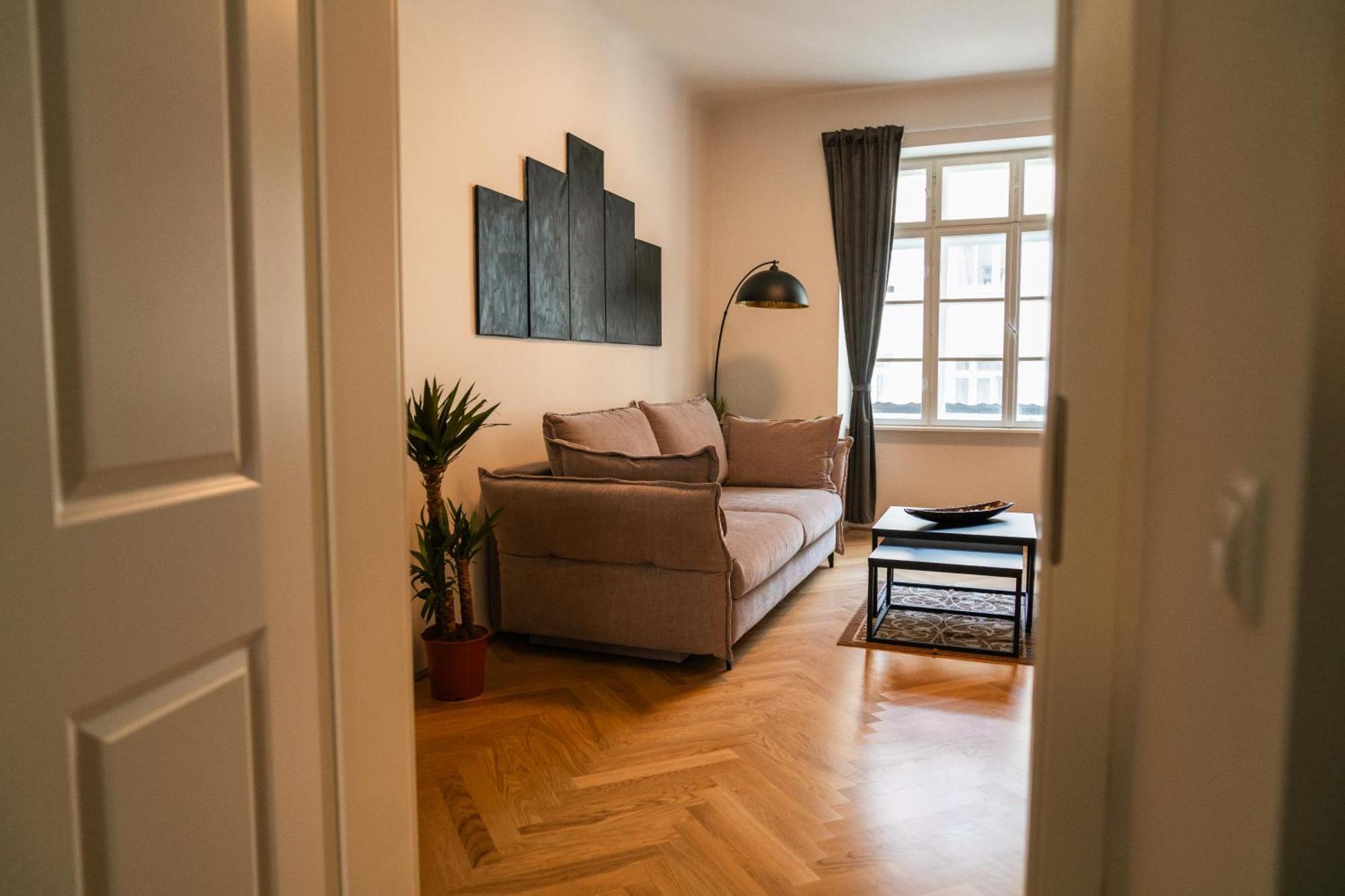 City: Live, Work, Play Apartment Vienna